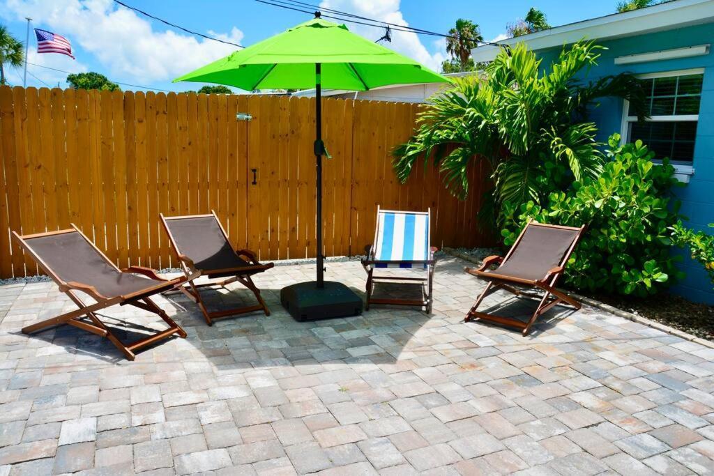 Tropical Retreat Near Beaches, Cruise Terminals Merritt Island Exteriör bild