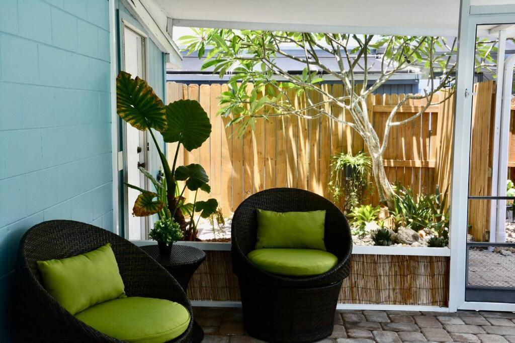Tropical Retreat Near Beaches, Cruise Terminals Merritt Island Exteriör bild